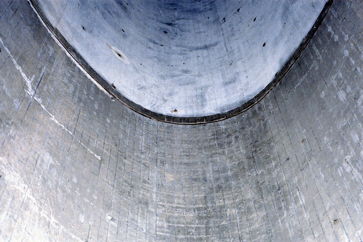 Hiker tunnel near Agua Dulce.